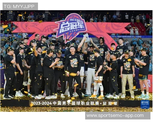 铁林谈狄龙与追梦的技术犯规应对球队表现的影响与调整建议