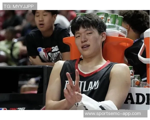 魔童在美生活日常揭秘杨瀚森分享吃喝拉撒睡的趣事与感受